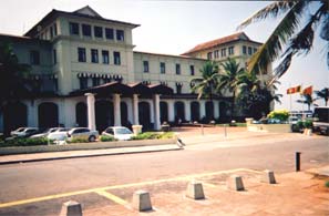 The front of the Galle Face Hotel